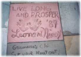 impronta mani di Nimoy sul cemento